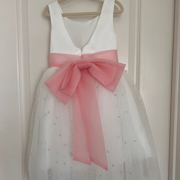 Toddler White and Ivory Flower Girl Dress with Bowknot - Picture 5 of 6